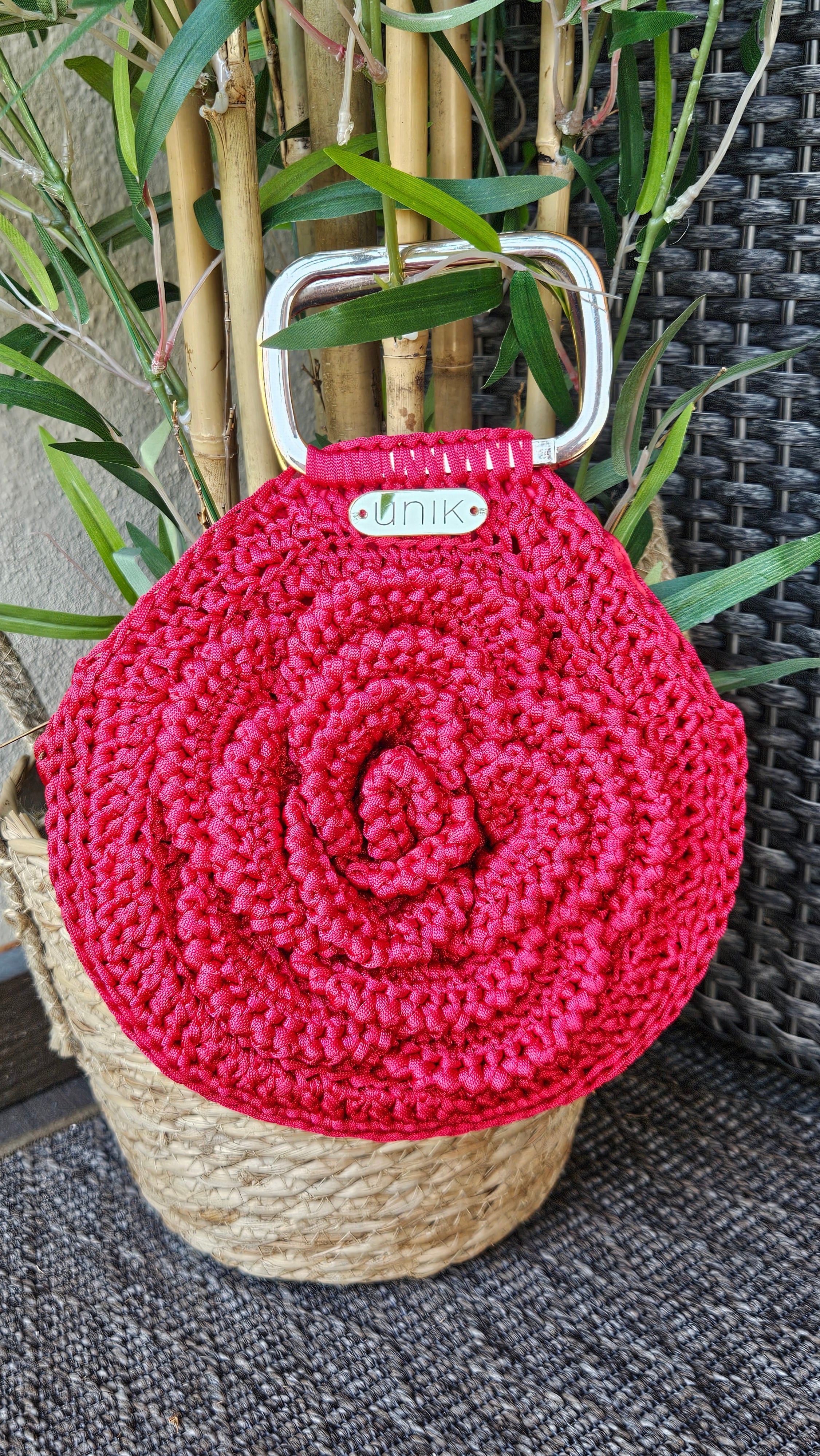 Rosa Petita - Bolso de ganchillo con forma de flor – hecho a mano con encanto artesanal