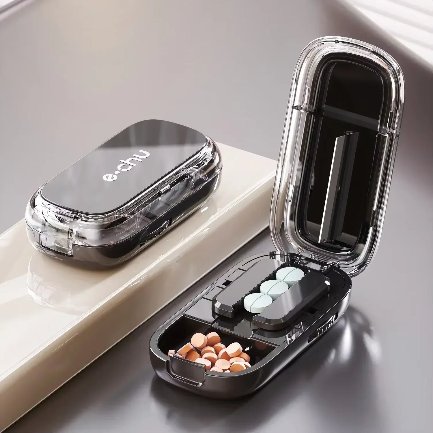 New Quartering Pill Cutter Storage Box Portable Drug Tablet Medicine Dustproof Divider Organizer Crusher Pill Cutter