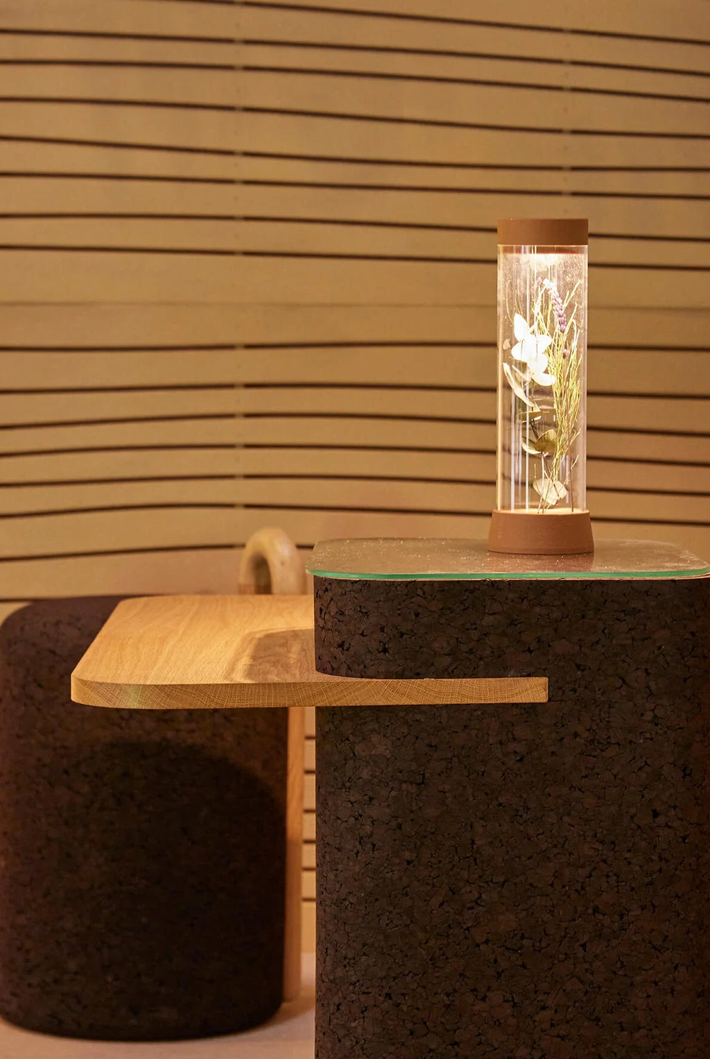 Lámpara de mesa recargable EOS