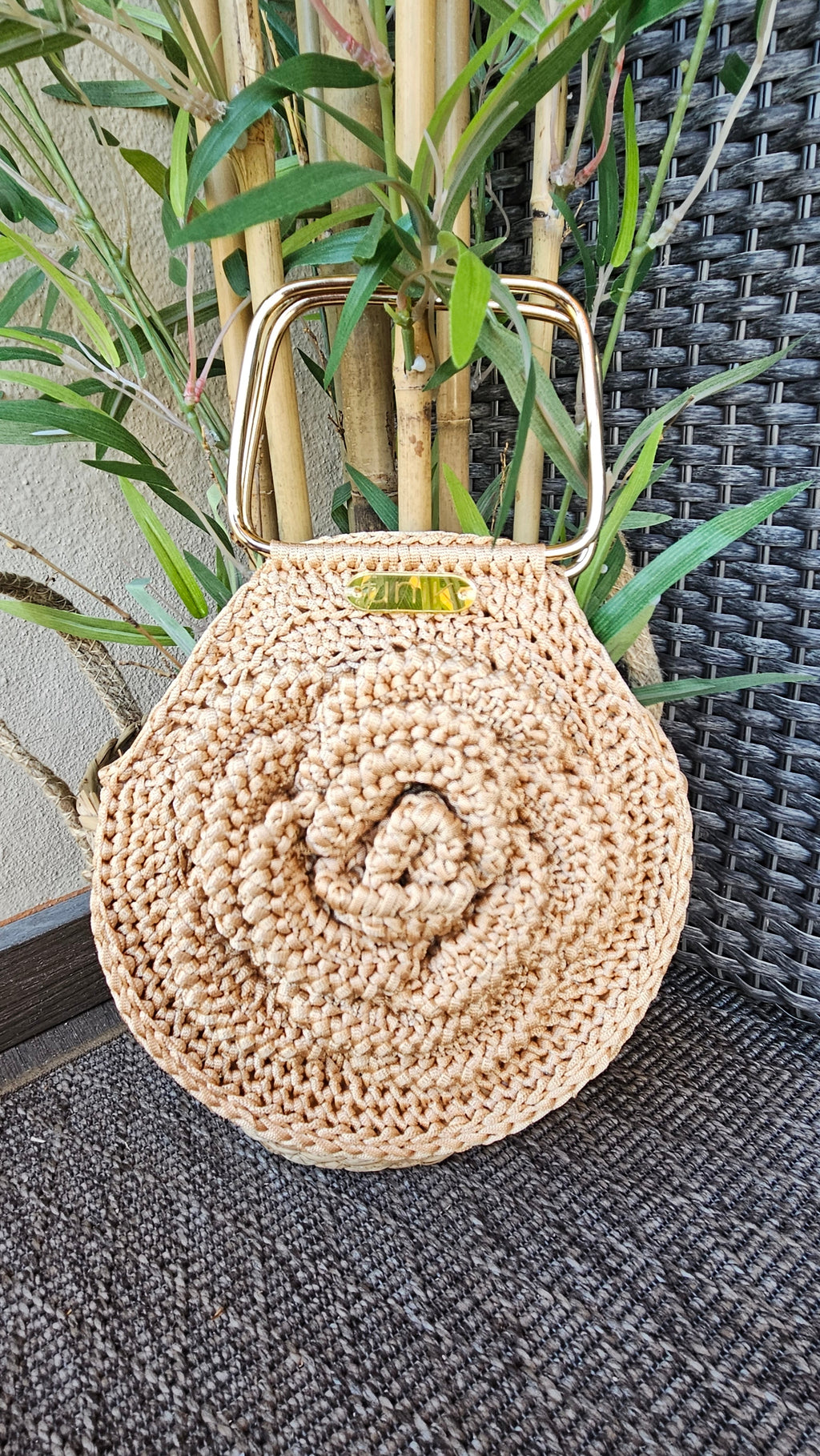 Rosa Petita - Bolso de ganchillo con forma de flor – hecho a mano con encanto artesanal